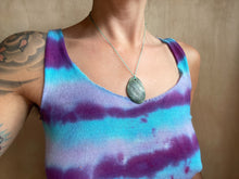 Load image into Gallery viewer, close-up of handmade top detail
